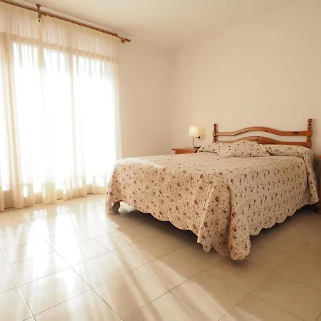 Holiday home Casa Con Piscina Privada, 4 Habitaciones, Bbq, Wifi, Cerca Playa Riells, Torroella De Montgri. - Es-325-27